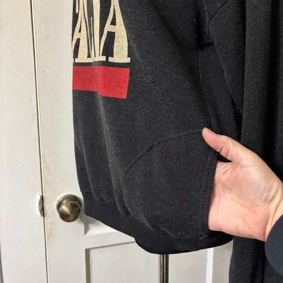 Vintage ITALIA Black Sweatshirt W/Pockets - Picture 3 of 15
